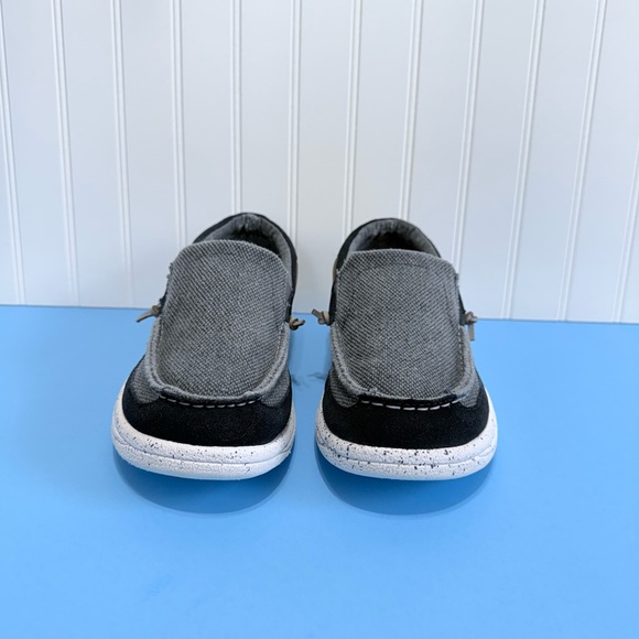 Lamo Men's Calvin Slip-On Canvas Loafers - Picture 8 of 15